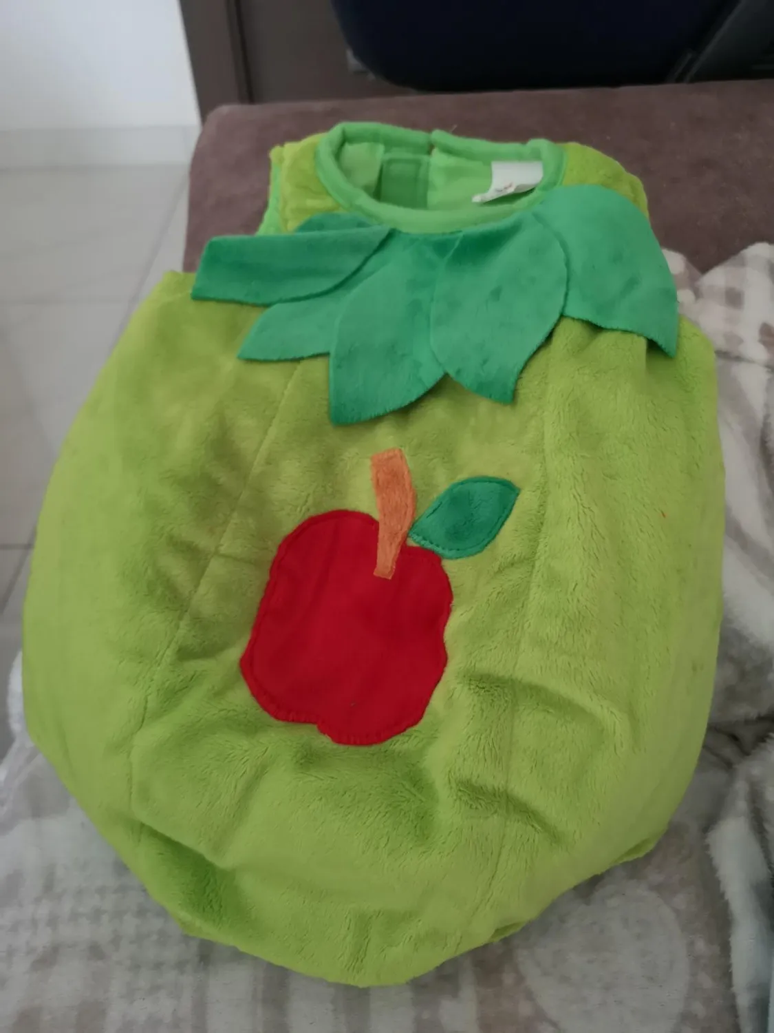 Dress Up America Mela costume neonato 6-12 mesi con cappuccio